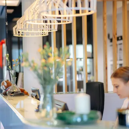 Czarny Kamien & Apartahotel