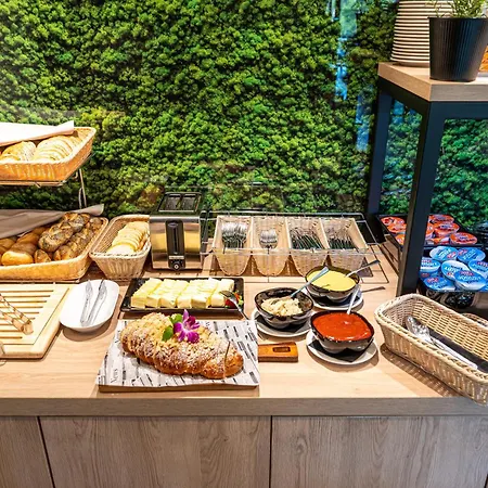 Czarny Kamien & Apartahotel 4*