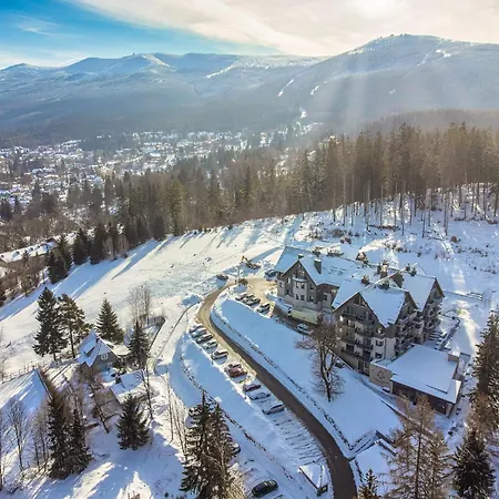 Czarny Kamien & Lägenhetshotell 4*