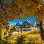 Aparthotel Czarny Kamien & 4*
