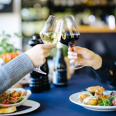 Czarny Kamien & Апарт-готель