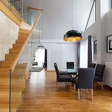 Aparthotel Czarny Kamien & 4*