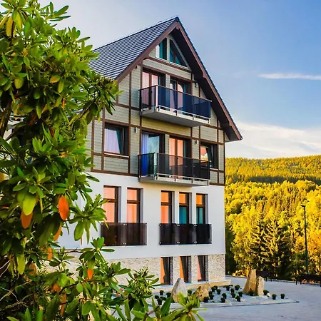 Czarny Kamien & Шклярська Поремба