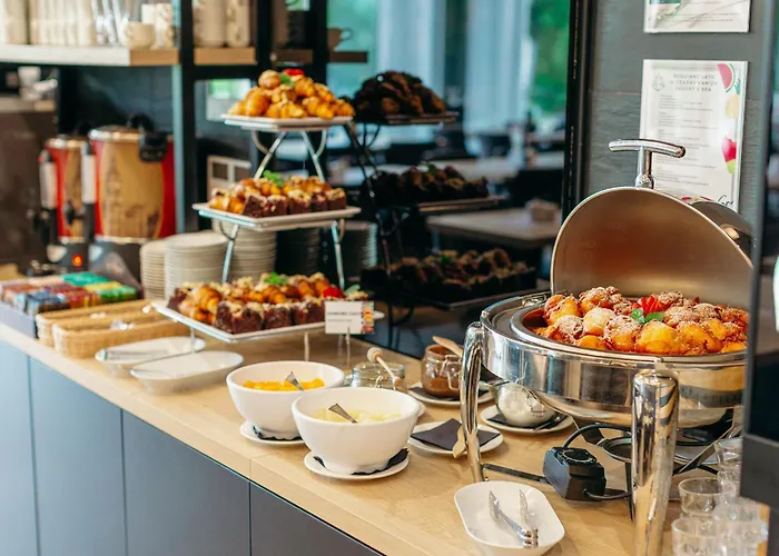 Czarny Kamien & Aparthotel